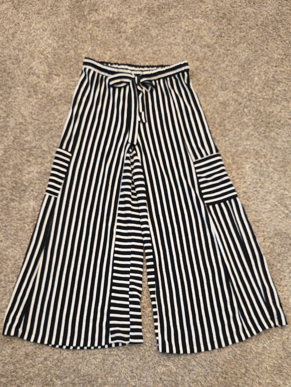Jade By Jane Striped Wide-Leg Tie-Waist Pants - Black & White
